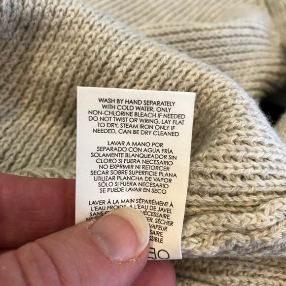 Cabi light gray mix knit button front v neck cardigan size Extra Small XS #3161 - Picture 10 of 16